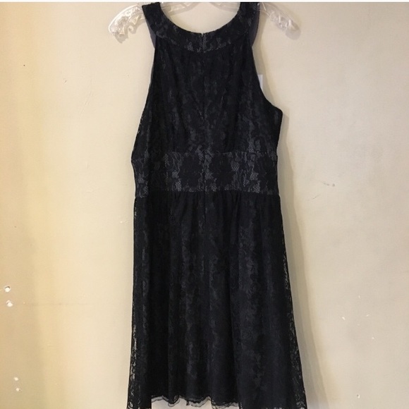 Black lace dress. - Picture 2 of 3